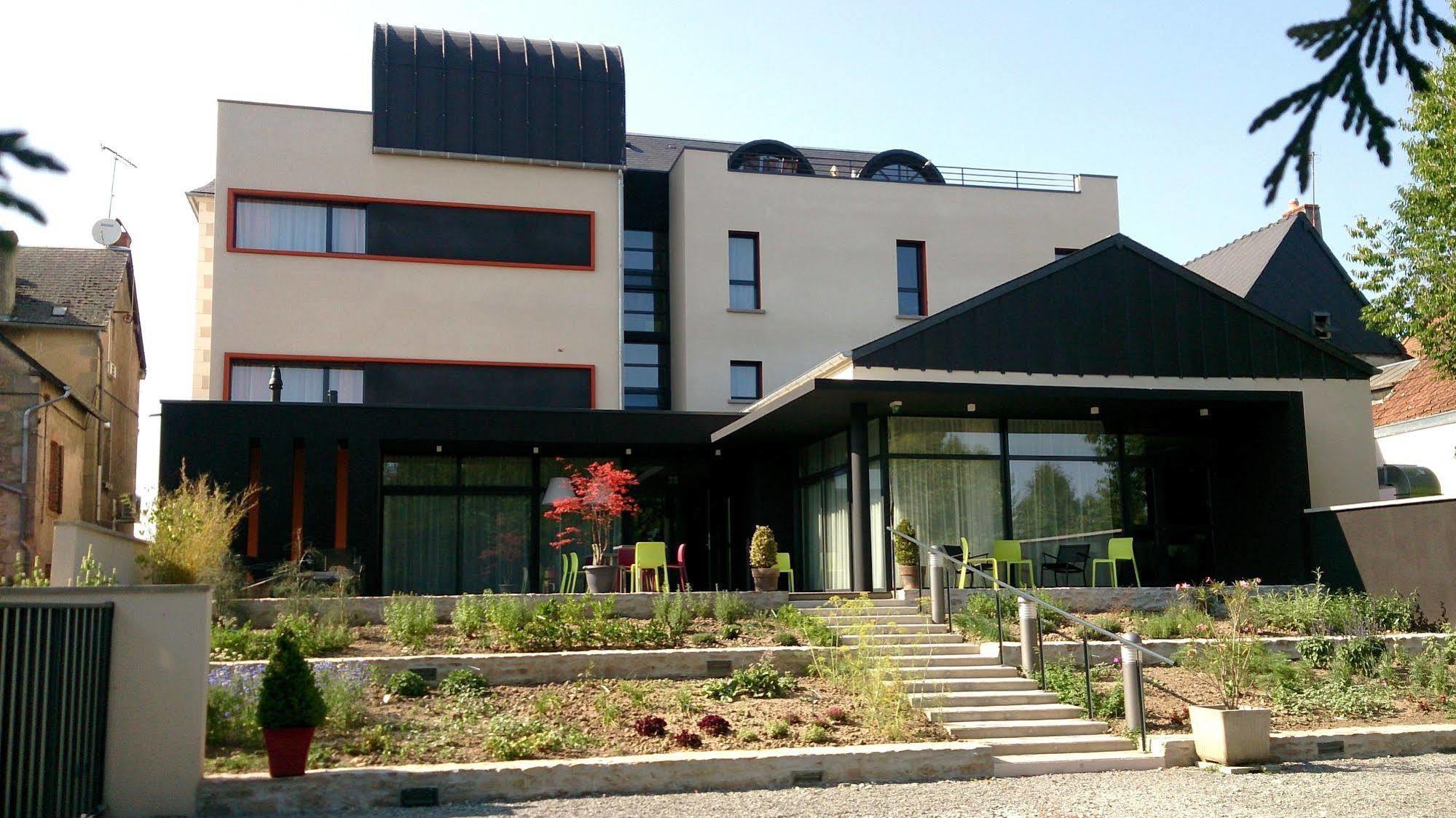 Logis Hotel Du Morvan - Restaurant La Table De Jerome Luzy Екстериор снимка